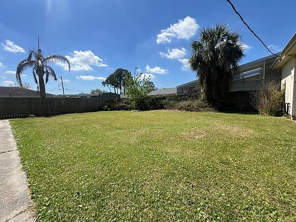 3rd image of 1228 Avenue E