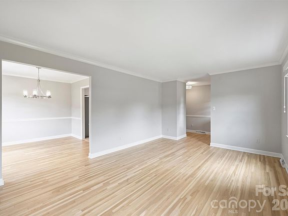 5th image of 4307 Glenfall Ave