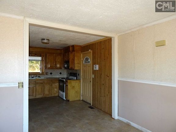 5th image of 7437 Pinedale Dr