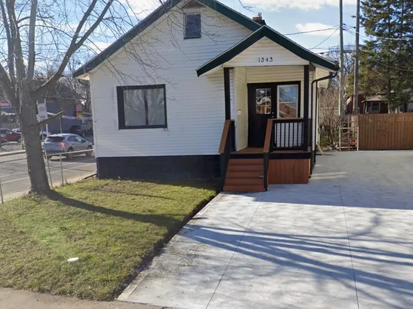 1343 Lillian Ave, Windsor, ON N8X 4A4