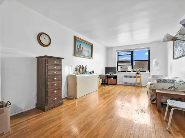 29-14 139th Street #5D, Flushing, NY 11354