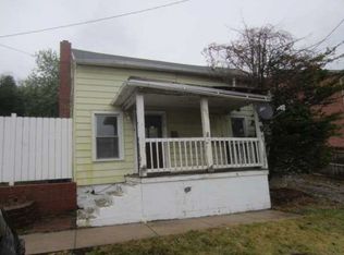 221 S Main St, Boonsboro, MD 21713