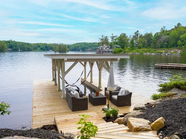 2755 Muskoka Road 118 W #44, Muskoka Lakes, ON P0B 1J0