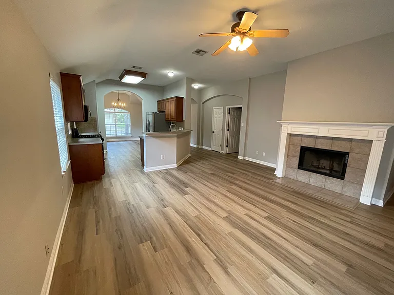 10025 Mount Rainier Dr — Photo 14