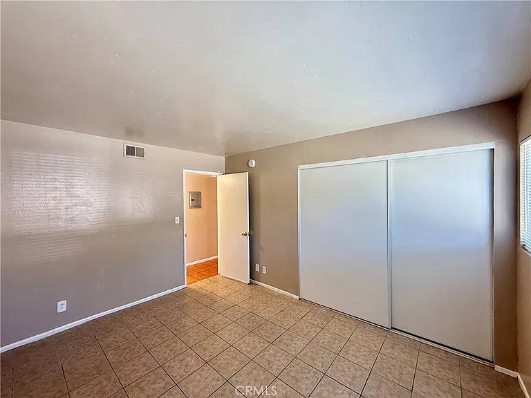 1134 W Stoneridge Ct #D — Photo 10