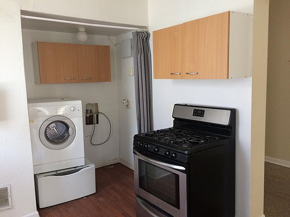 5th image of 404 W 17th St APT 1