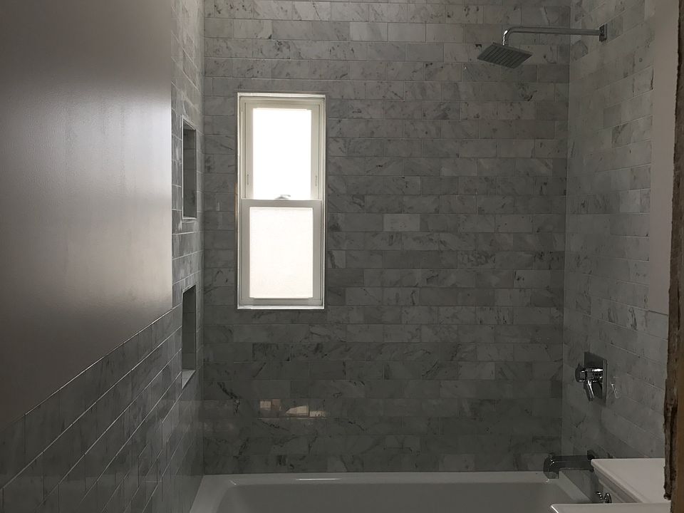 2nd image of 2138 E 38th St