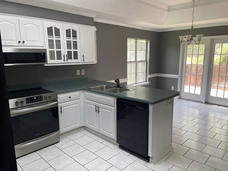 1024 Durban Dr — Photo 5