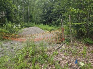 32 Deerpoint Dr, Hillsboro, NH 03244