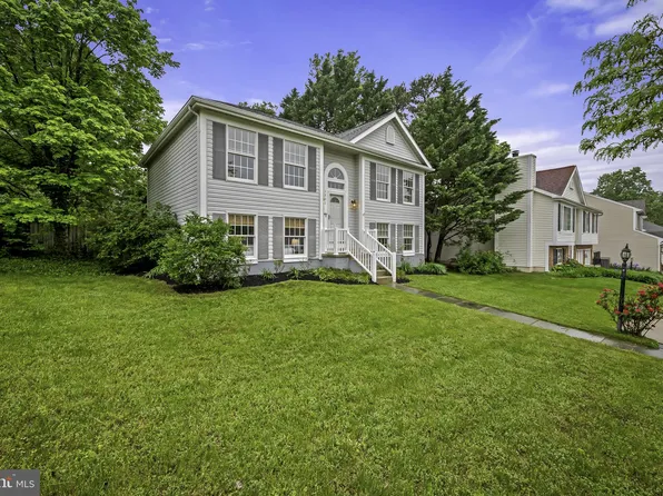 1701 Angel Ct, Severn, MD 21144