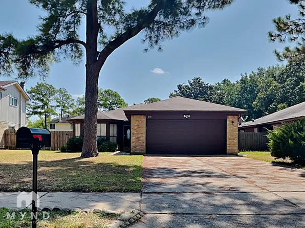 8111 Valeta Dr, Houston, TX 77083