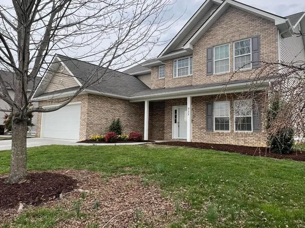 929 Denvers Ln, Piney Flats, TN 37686