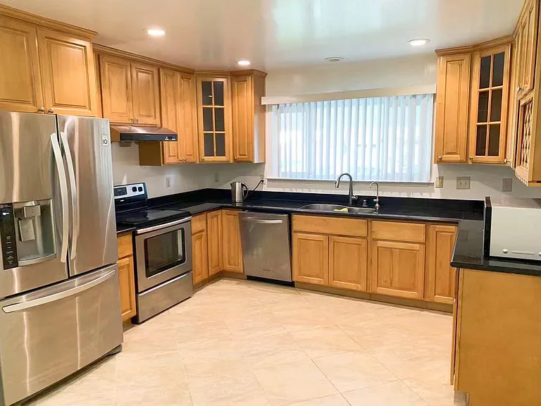 630 Sammie Ave — Photo 3