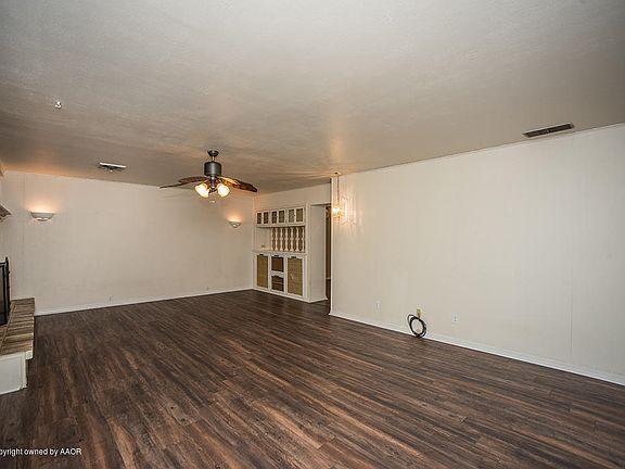 4th image of 2905 Eddy St