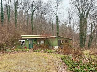 9849 Riley Chapel Rd, Howard, OH 43028