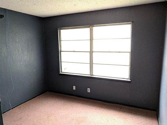 5th image of 6730 Tabor St