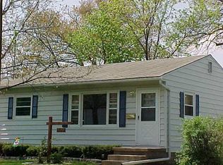 522 Evergreen Ave, Waterloo, IA 50701