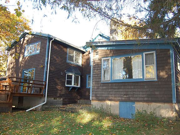 3rd image of 48 Myrtle St