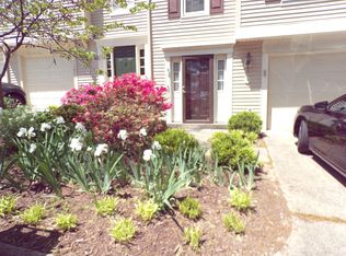 15 S Floyd St, Alexandria, VA 22304