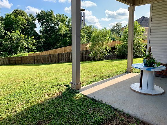 5th image of 1164 Henry Place Blvd
