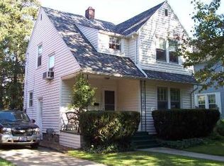 1425 Corbett St, Lansing, MI 48910