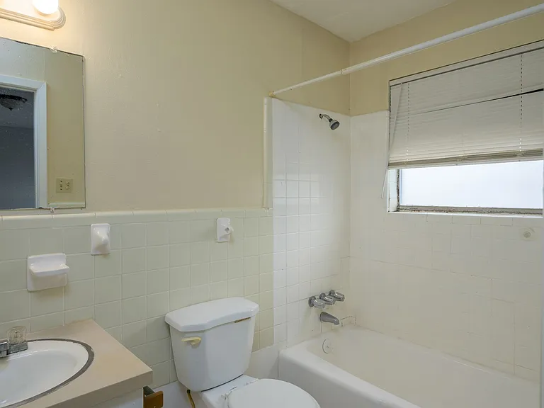 307 E Bryce Ave — Photo 16