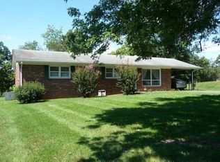 153 Aurawood Dr, Kingsport, TN 37660