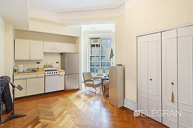 Rented by (Legacy) Elegran