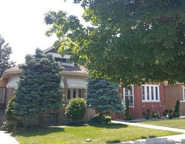 2nd image of 1045 W 92nd Pl