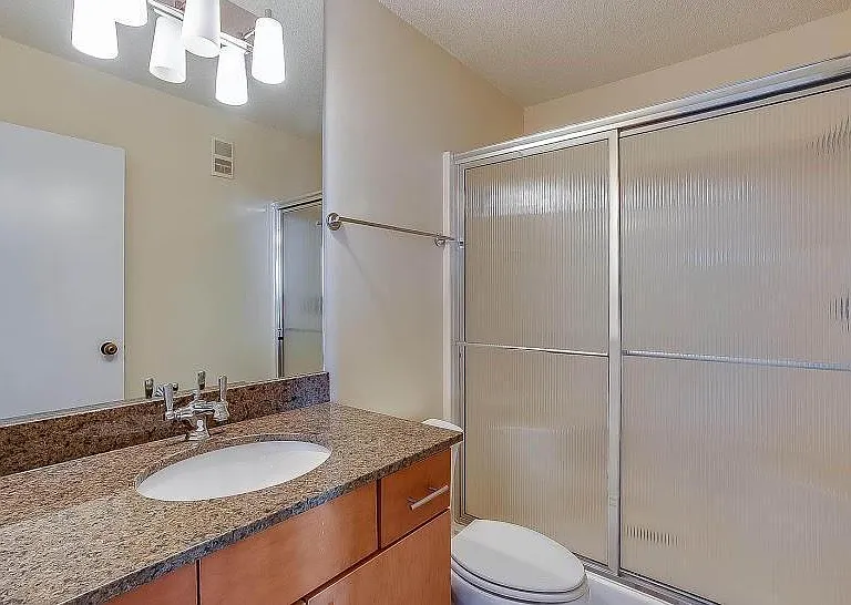 1660 N Prospect Ave #605 — Photo 7
