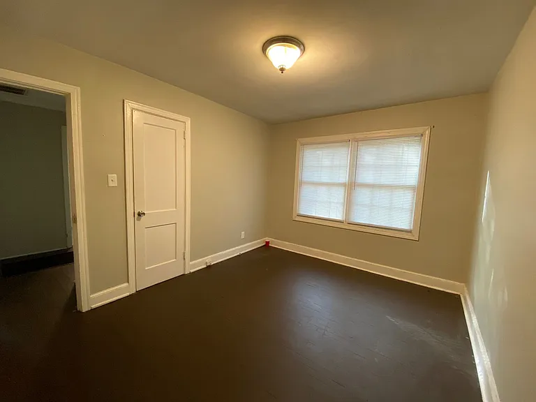 1425 Remount Rd — Photo 23