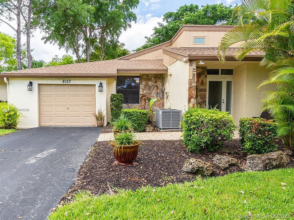 1st image of 8157 Princess Palm Cir #22