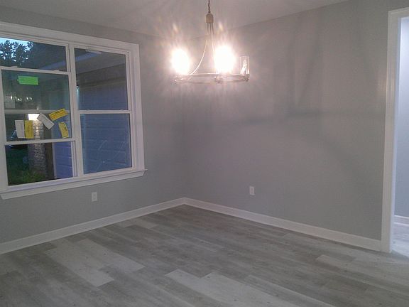 5th image of 3700 Masonwood Ln