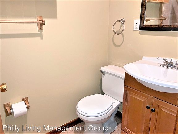 3rd image of 1832 Kater St #12928763