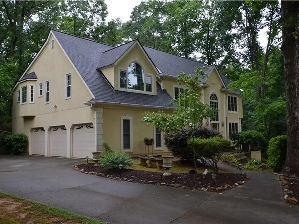 1155 Charlton Trce SW, Marietta, GA 30064