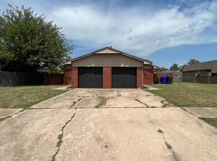 121 Crawford Ct UNIT 121, Norman, OK 73069