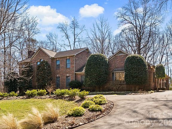 2nd image of 5030 Samuel Pinckney Dr