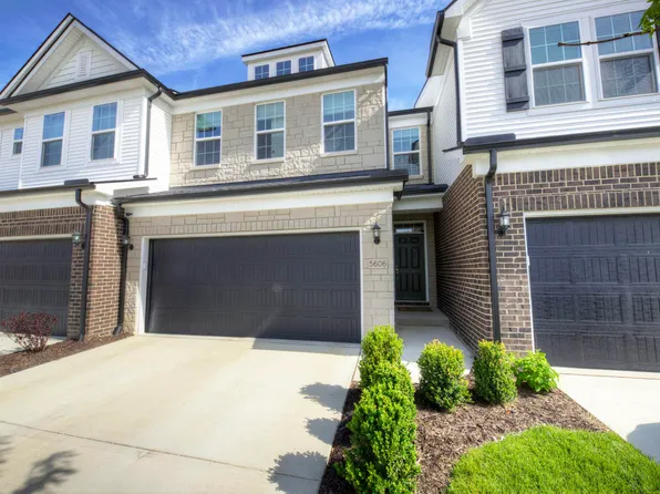 5606 Corgi Dr, Ann Arbor, MI 48108
