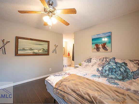 5th image of 59 Laurel Way NE