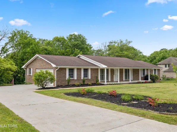 912 S Briarcliff Cir, Maryville, TN 37803