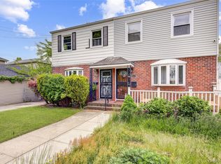 16438 76th Rd, Fresh Meadows, NY 11366