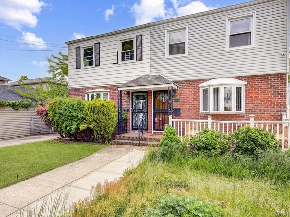 164-38 76th Road, Fresh Meadows, NY 11366