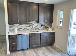 735 Lafayette Ave, Hawthorne, NJ 07506