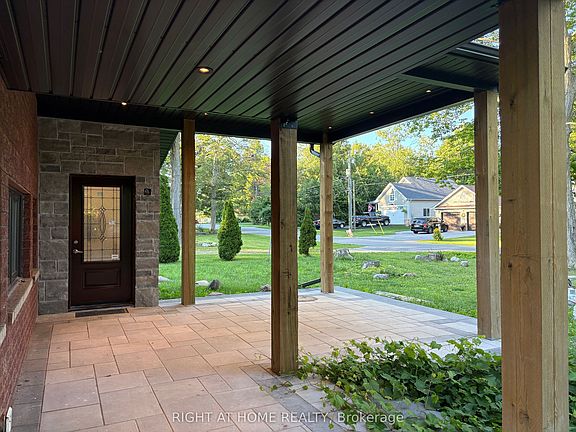 2nd image of 2012 Inglewood Dr