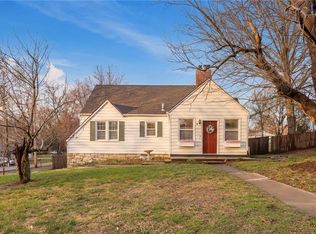 2 NE 81st St, Kansas City, MO 64118