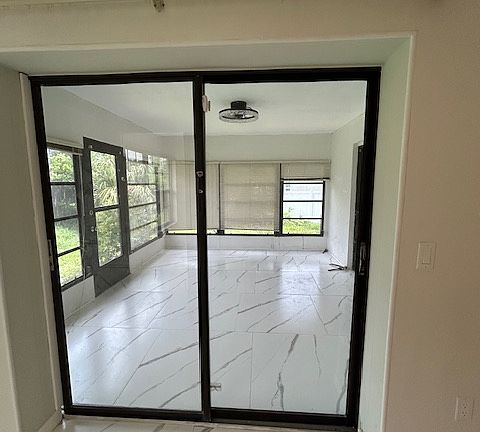 5th image of 320 Victoria Rd