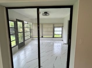 320 Victoria Rd, Venice, FL 34293