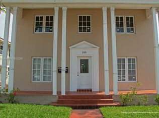 233 Madeira Ave #1, Coral Gables, FL 33134