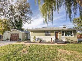 601 W South St, Mascoutah, IL