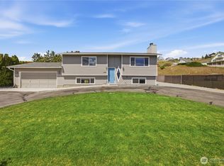 109 Pyramid Pl, Chelan, WA 98816